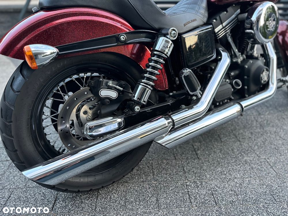 Harley-Davidson Dyna Street Bob - 13