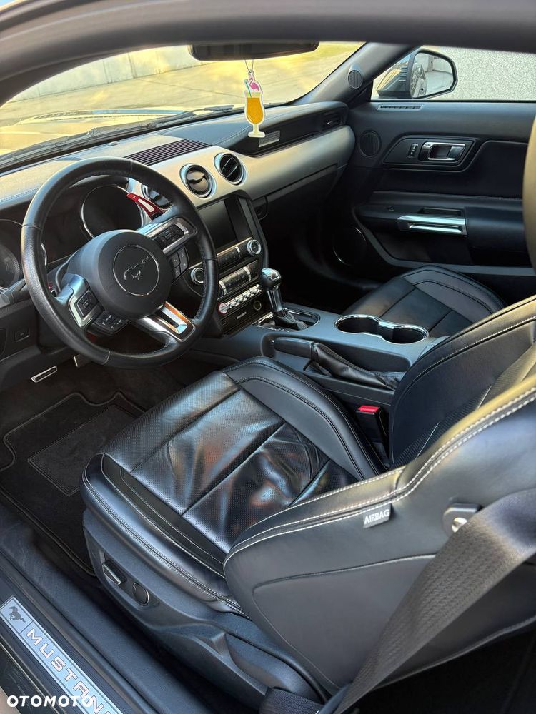 Ford Mustang 5.0 V8 GT - 6