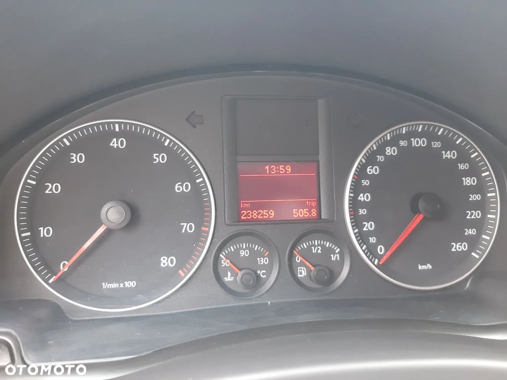 Volkswagen Golf Plus 1.6 Tour - 9