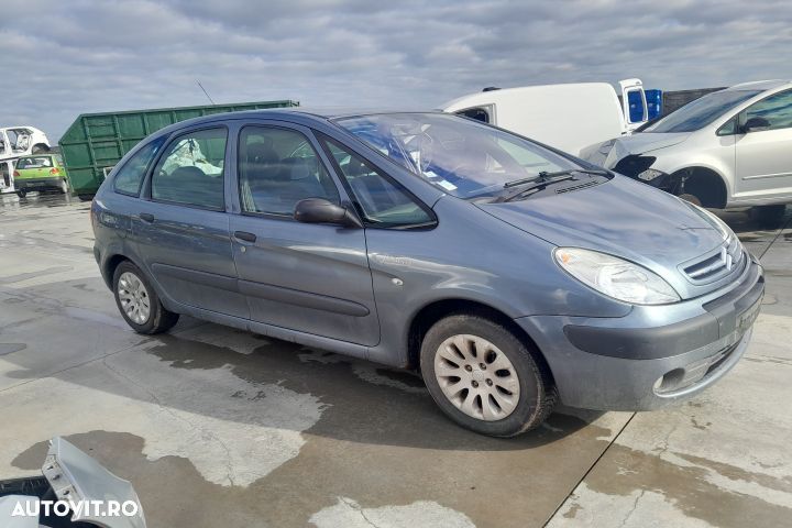 Alternator 9646321780 / 2542924A / TG15C053 9646321780 / 2542924A / T - 9