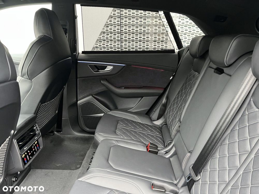 Audi Q8 - 14