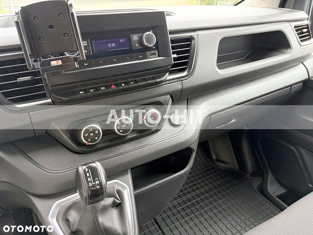 Renault Trafic - 27