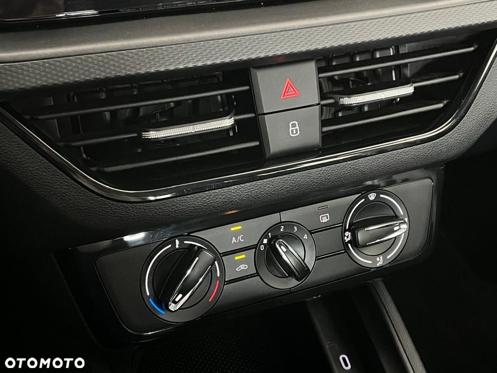 Skoda Kamiq 1.0 TSI Essence - 24