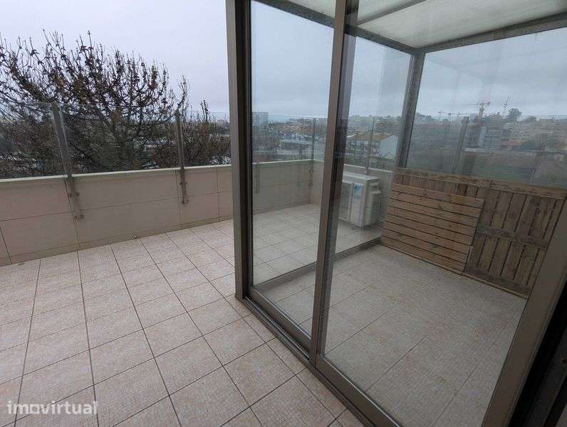 Arrenda-se Apartamento T3 Carvalhido, Porto - Grande imagem: 4/12