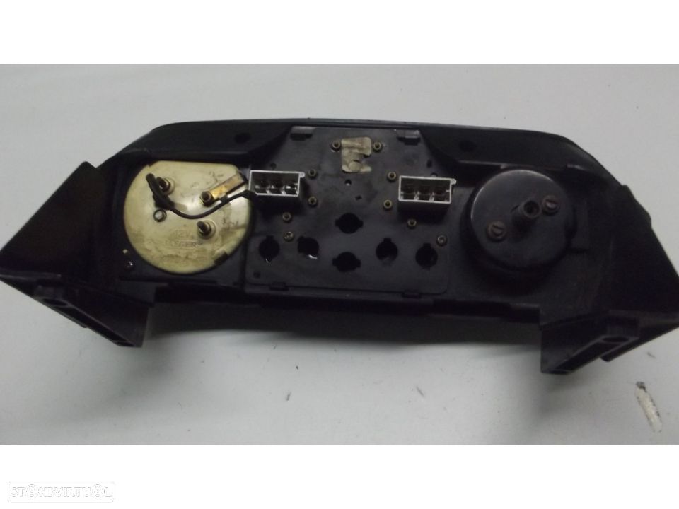 peugeot conta kms quadrante em otimo estado - 3