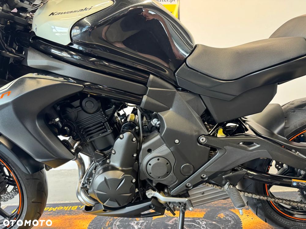 Kawasaki ER - 23