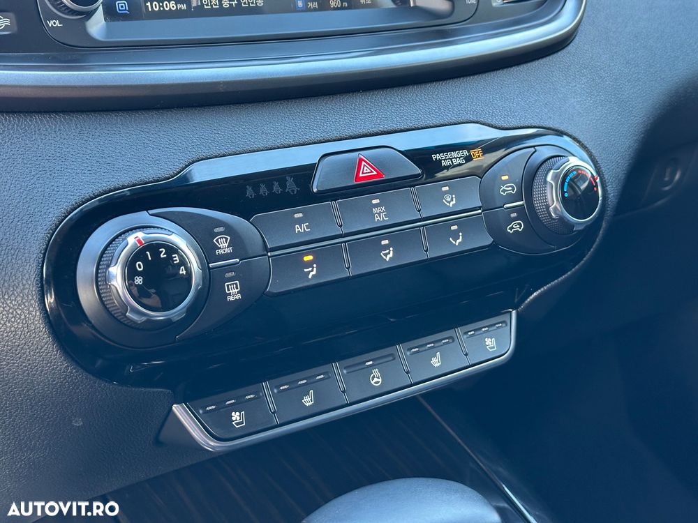 Kia Sorento 2.0 DSL 6AT 4x4 Cosmo - 35