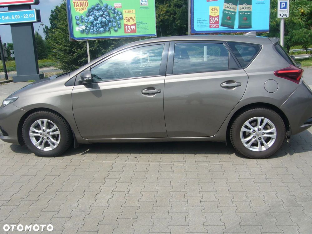 Toyota Auris 1.33 VVT-i Active - 2