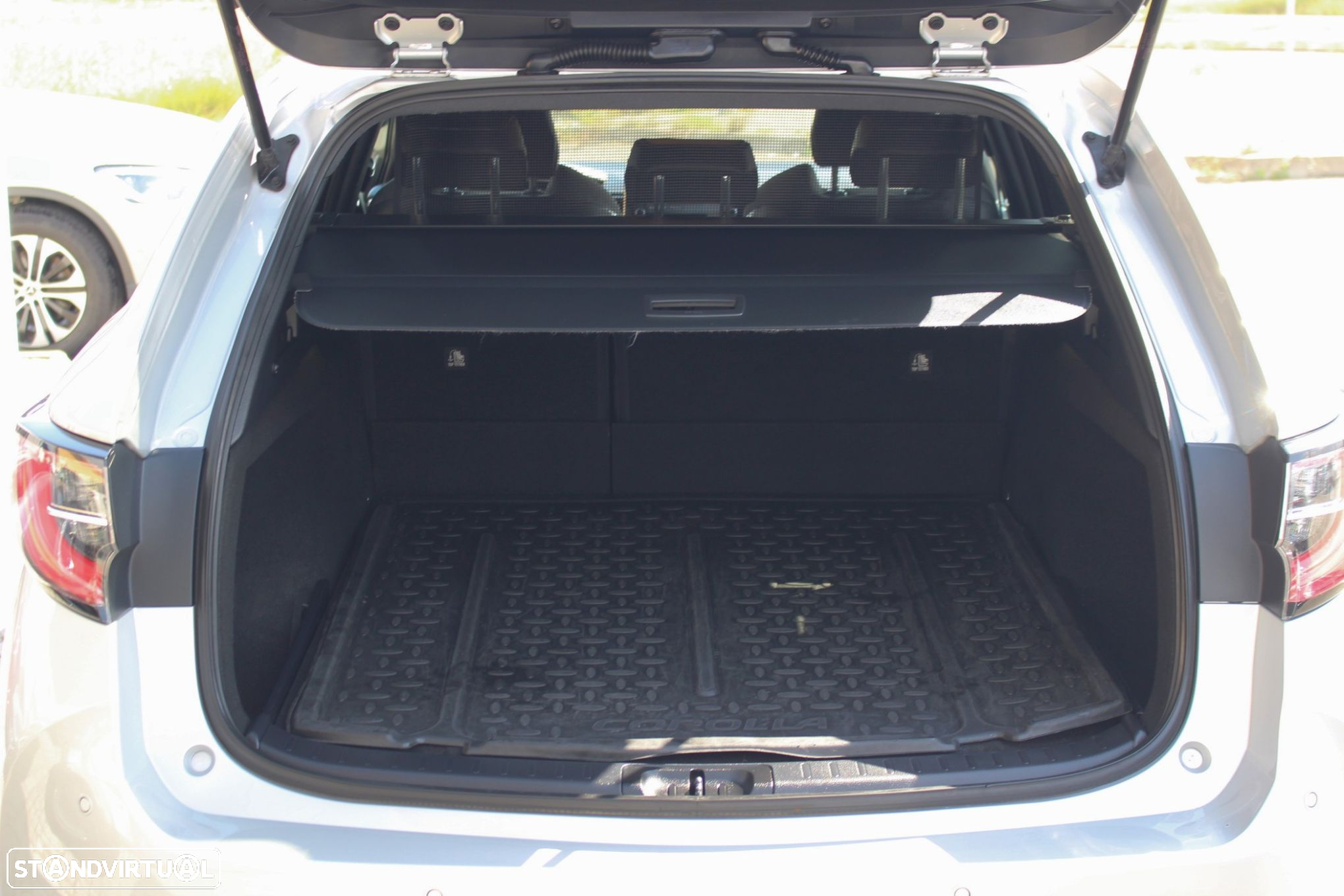 Toyota Corolla Touring Sports 1.8 Hybrid Exclusive - 31