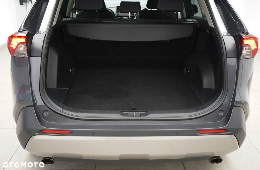 Toyota RAV4 - 9
