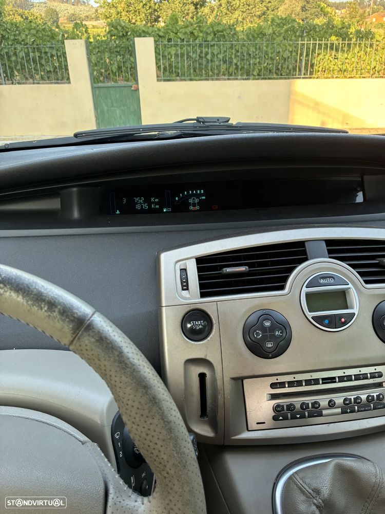 Renault Grand Scénic 1.5 dCi SL Exclusive - 14