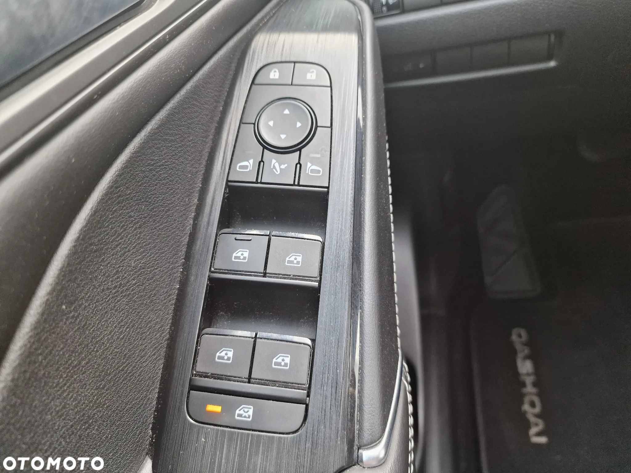 Nissan Qashqai - 9