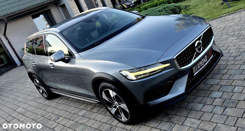Volvo V60 Cross Country D4 AWD Geartronic Pro - 9