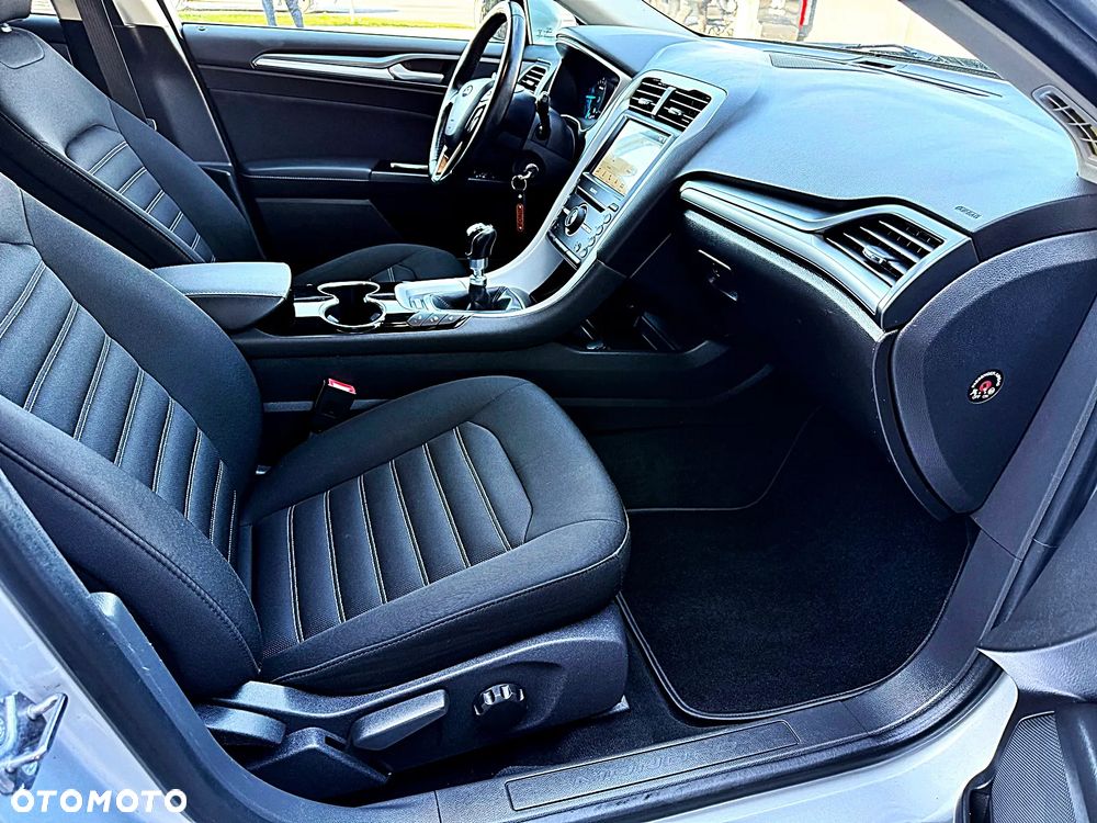 Ford Mondeo 2.0 TDCi STart-Stopp Titanium - 20