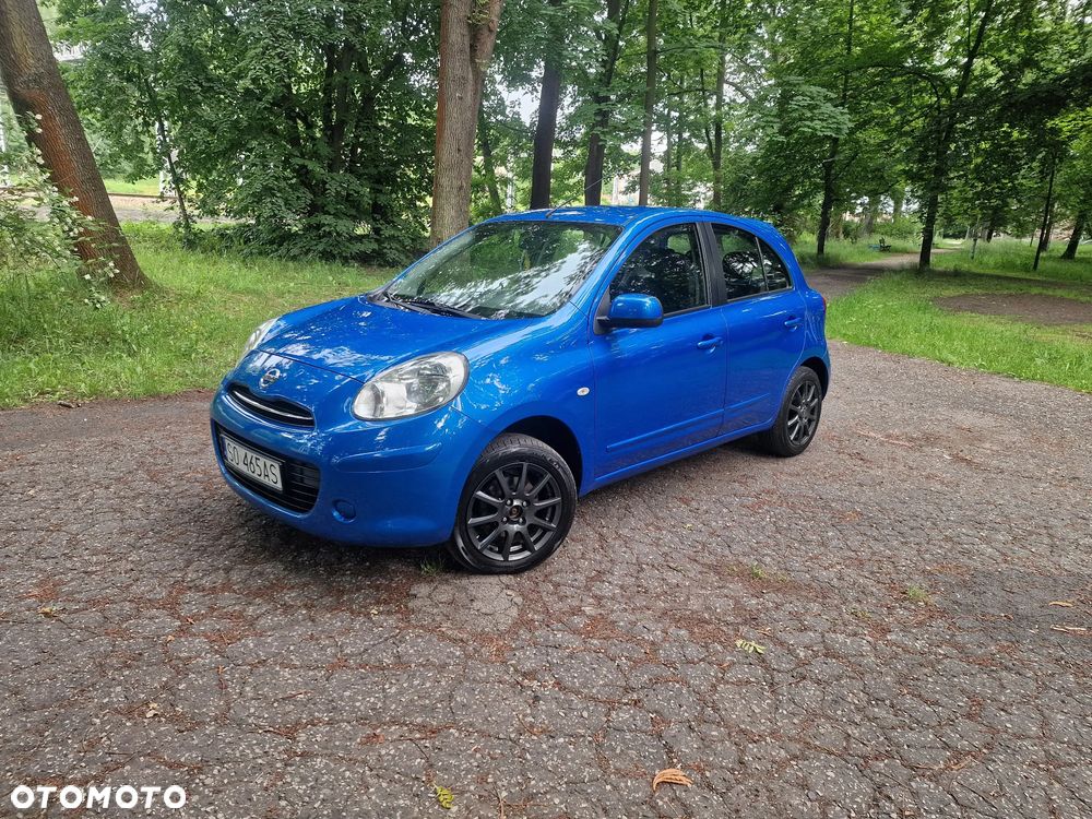 Nissan Micra 1.2 Bild der Frau - 2