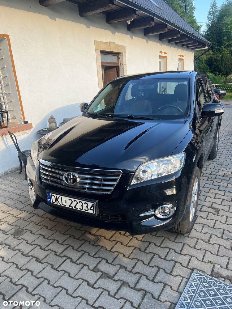 Toyota RAV4 - 1