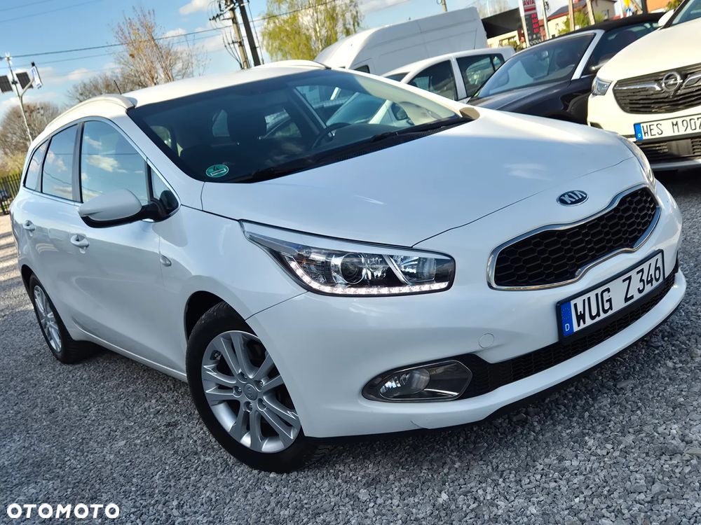 Kia Ceed 1.6 CRDi 128 Platinum Edition - 19