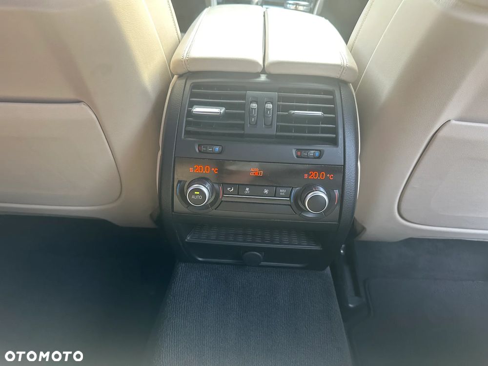 BMW Seria 5 - 17