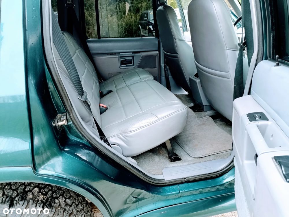 Ford Explorer - 7