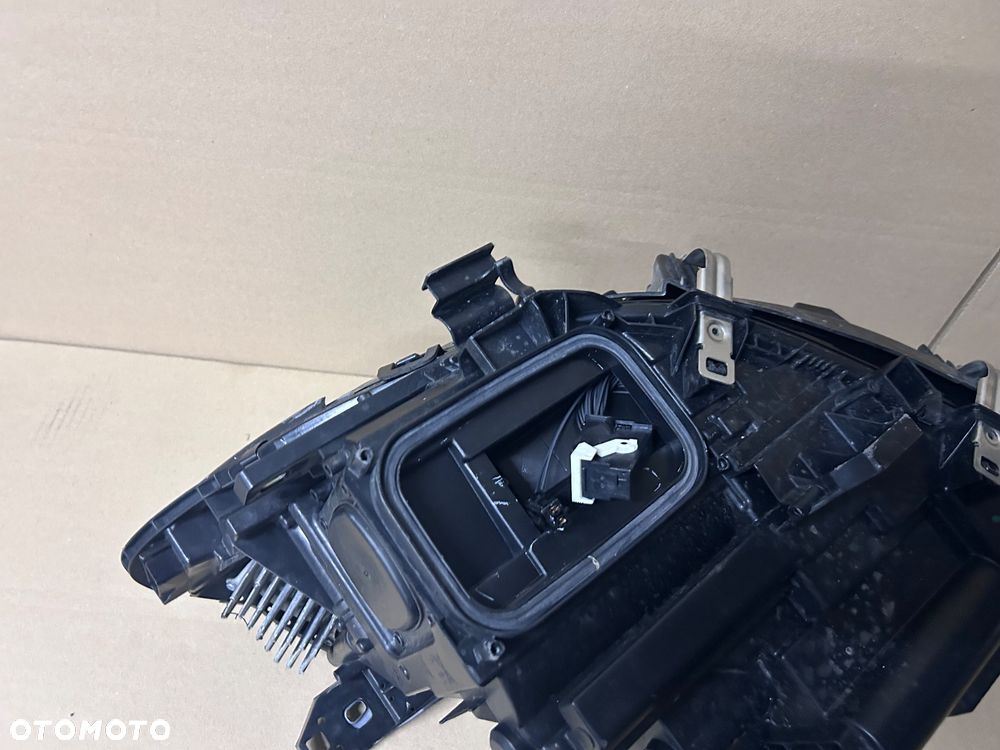 LAMPA PRAWA MERCEDES B KLASA 246 LIFT FULL LED W246 - 5