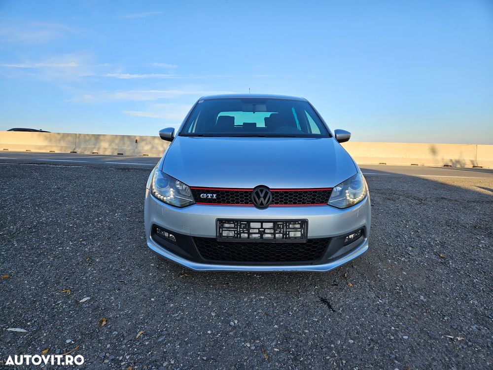 Volkswagen Polo 1.4 DSG GTI - 5