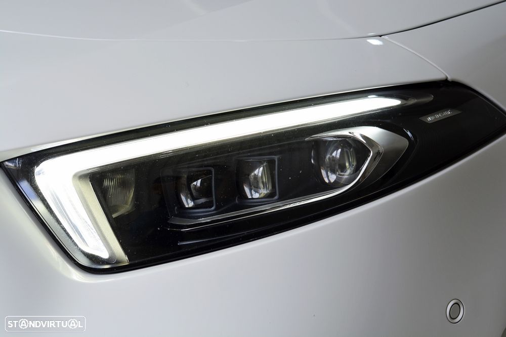Mercedes-Benz A 180 d 7G-DCT AMG Line - 9