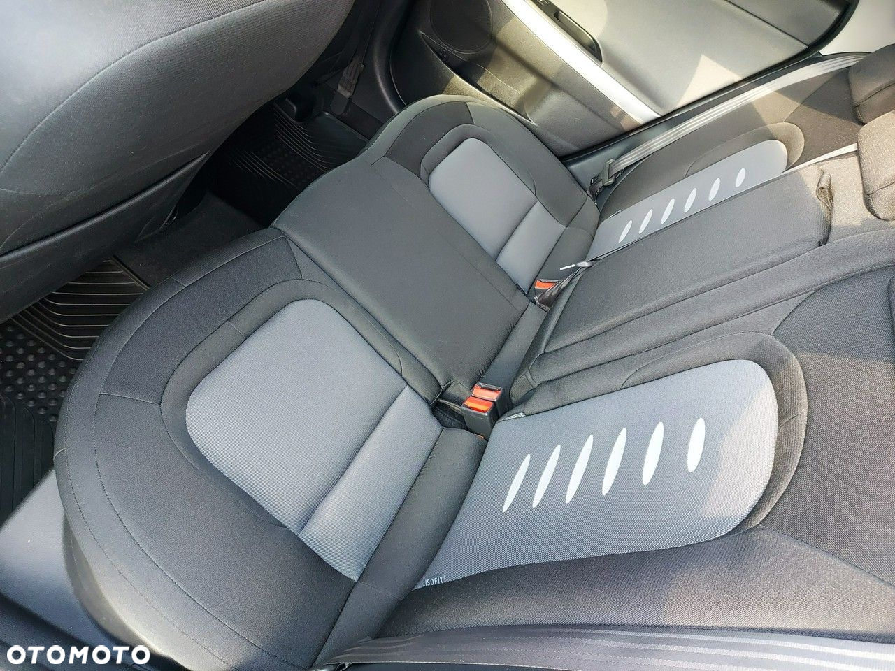 Kia Ceed - 14