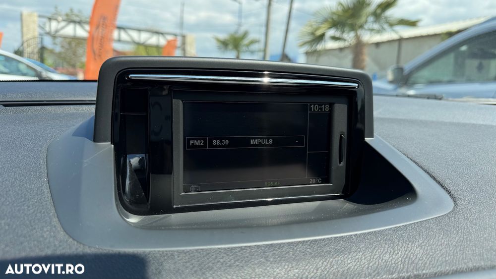 Renault Megane ENERGY dCi 110 GT LINE - 19