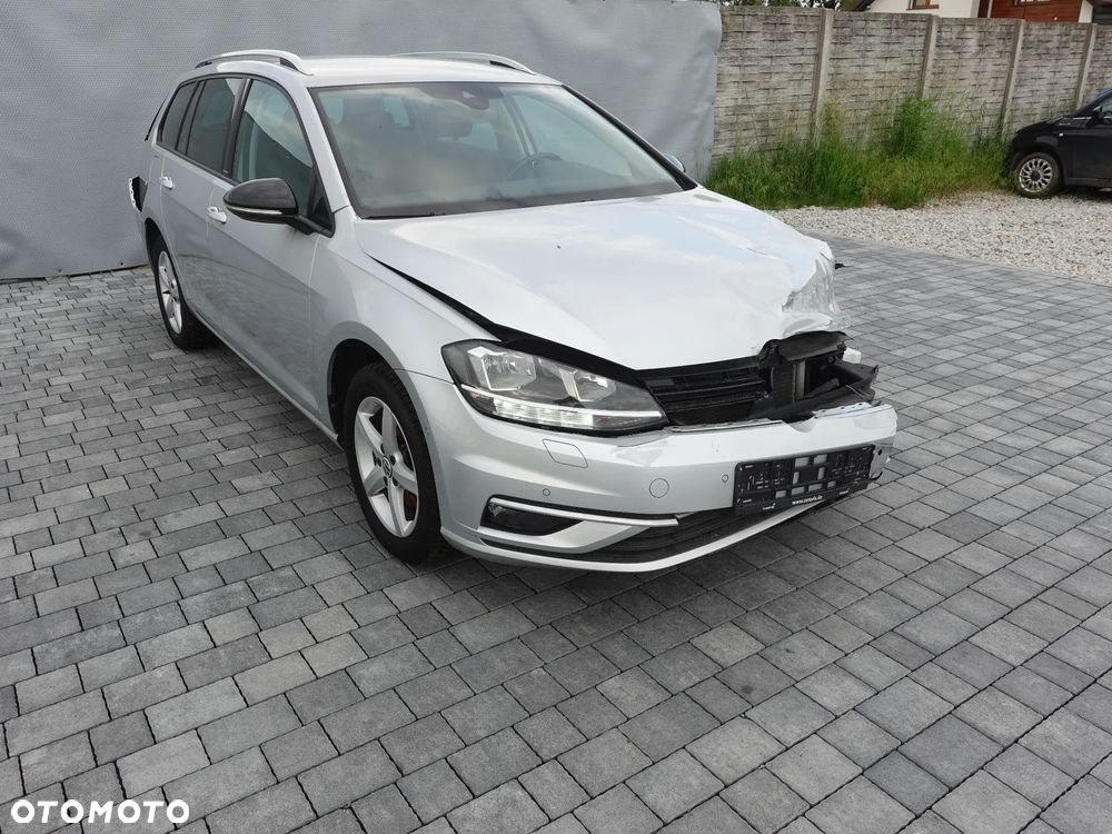 Volkswagen Golf 1.6 TDI SCR IQ.DRIVE - 13