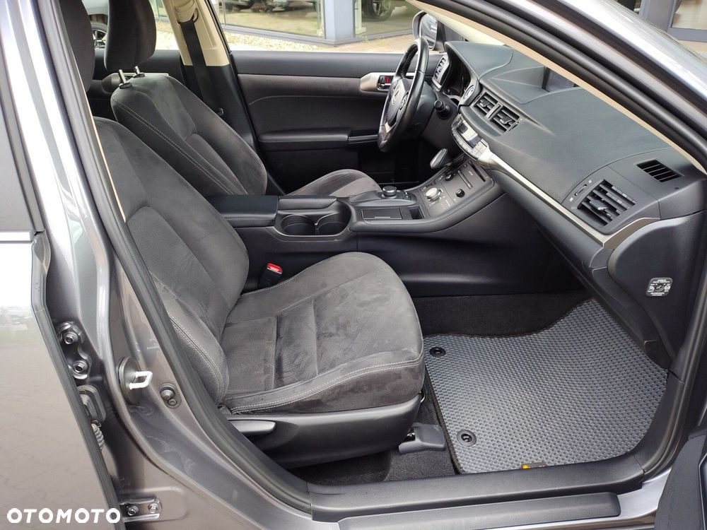 Lexus CT - 31