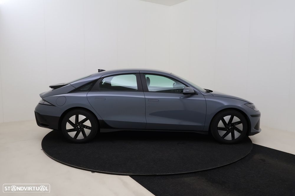 Hyundai Ioniq 6 - 5