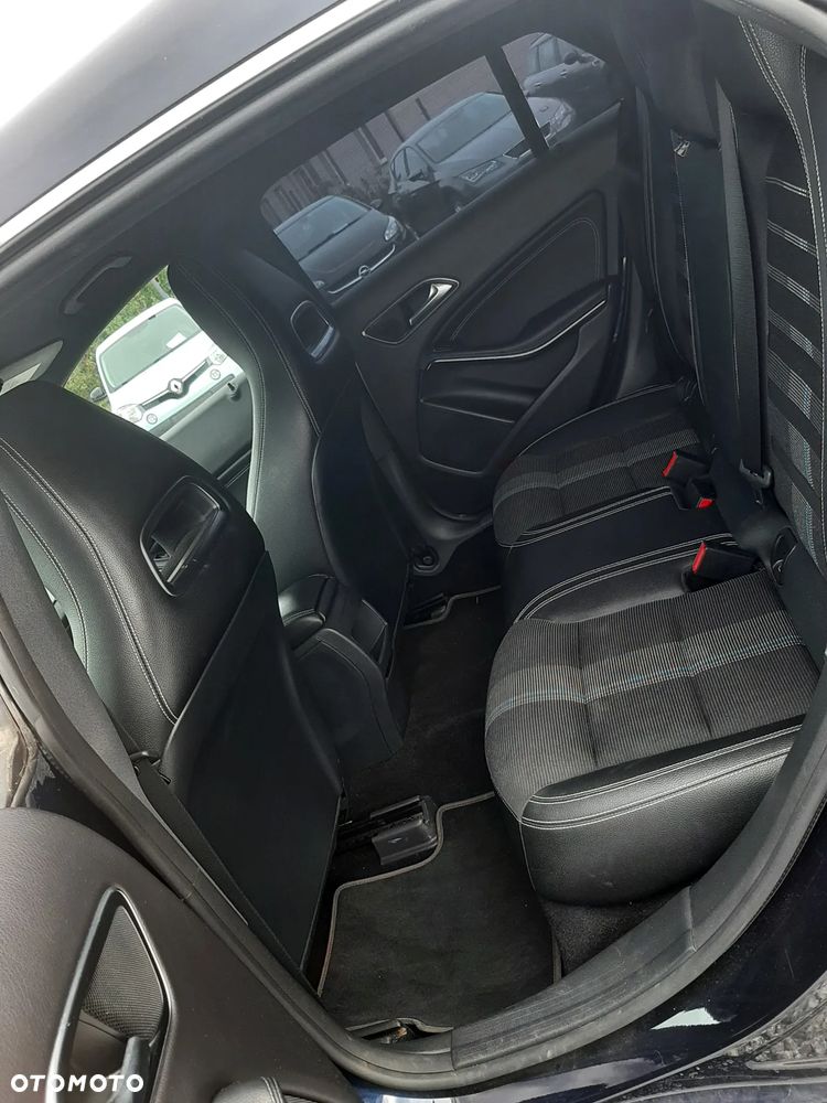 Mercedes-Benz CLA 200 (CDI) d - 12