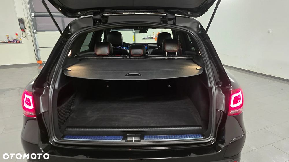 Mercedes-Benz GLC 300 de 4Matic 9G-TRONIC AMG Line Plus - 10