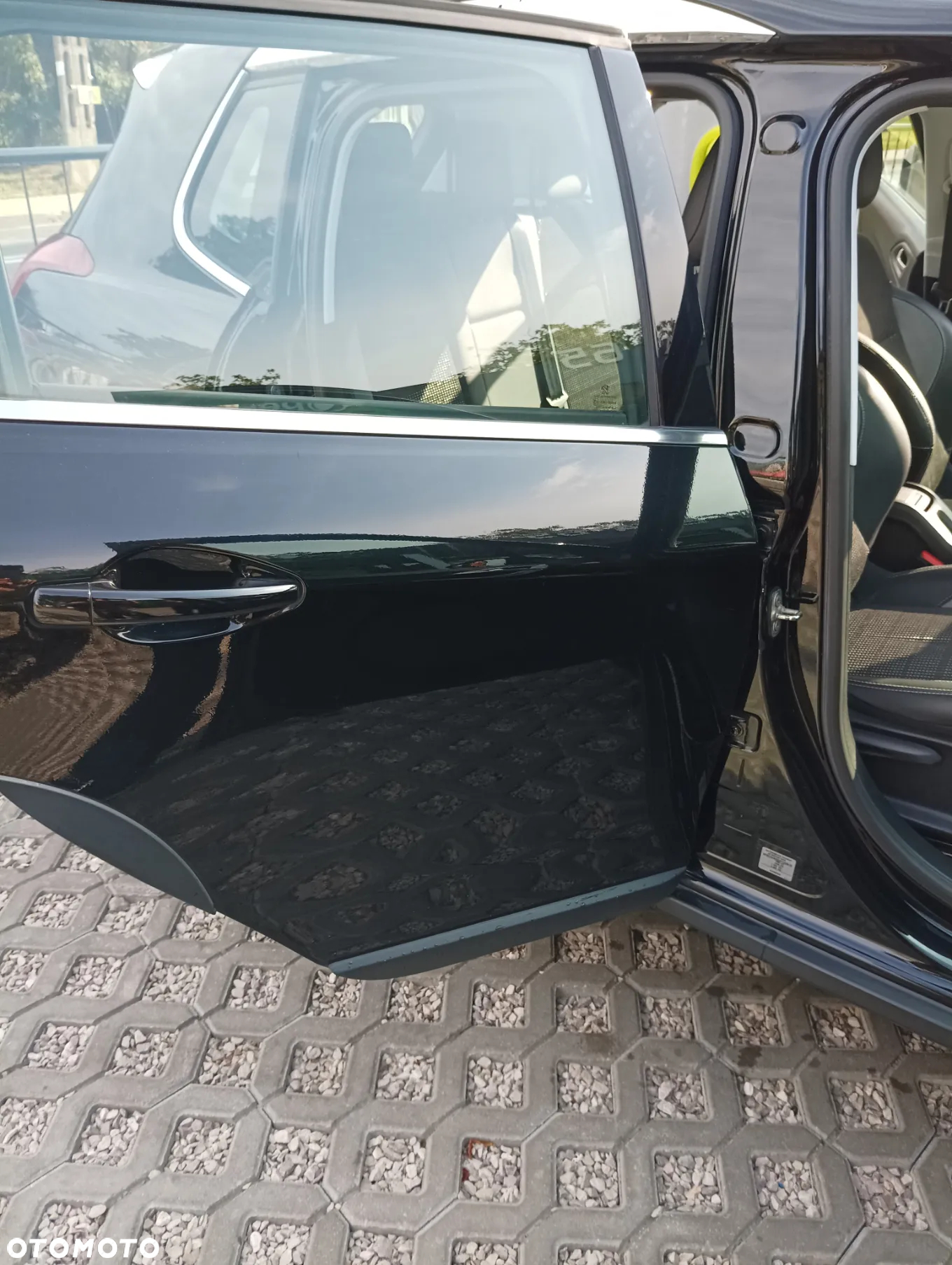 Peugeot 2008 PureTech 110 Stop&Start Active - 16