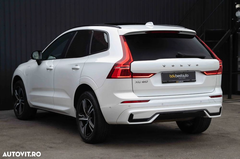 Volvo XC 60 T6 AWD Recharge Geartronic RDesign - 28