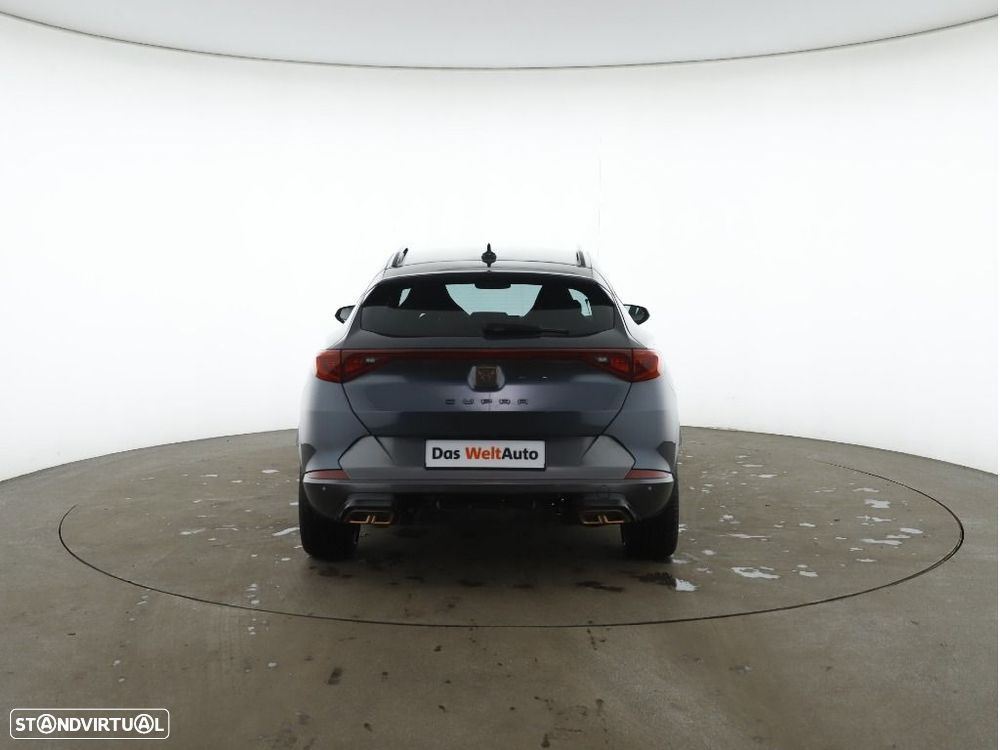 Cupra Formentor 1.4 e-Hybrid DSG VZ - 9