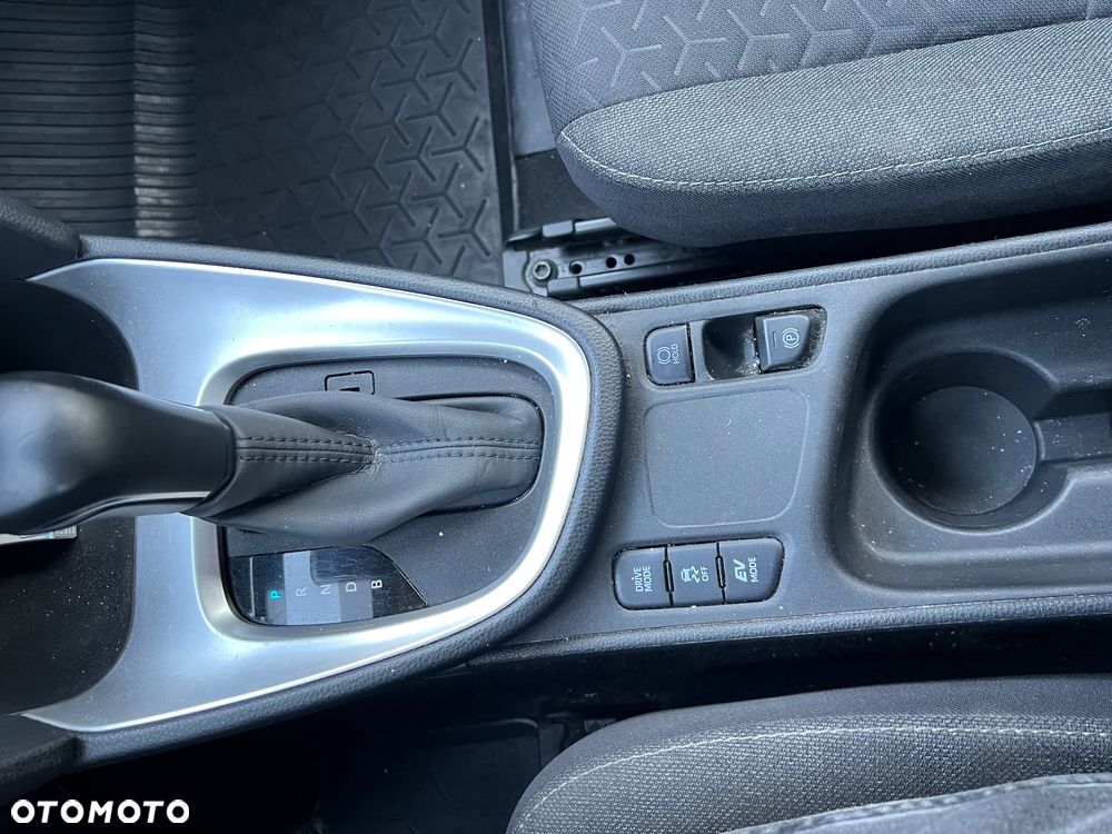 Toyota Yaris Cross - 20