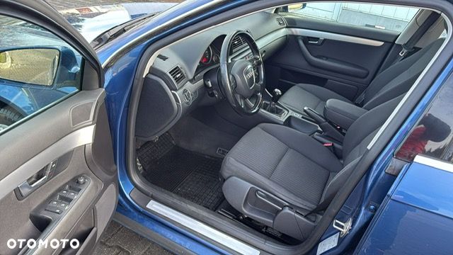 Audi A4 Avant 2.0 TDI - 14