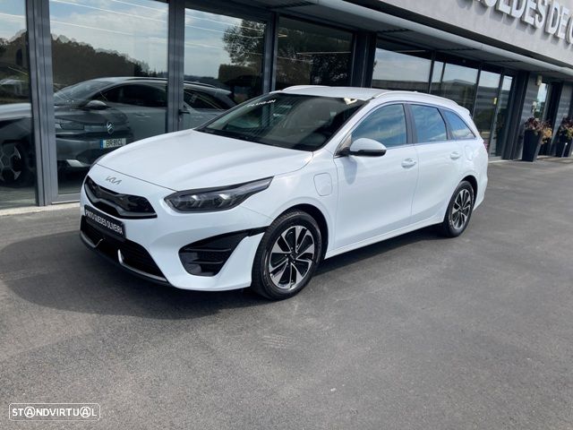 Kia Ceed SW 1.6 GDI DCT OPF Inspiration - 3