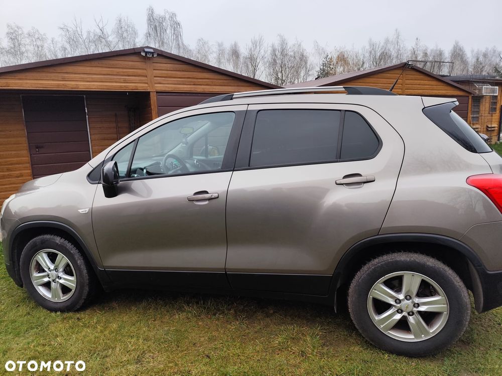 Chevrolet Trax 1.6 LS - 4