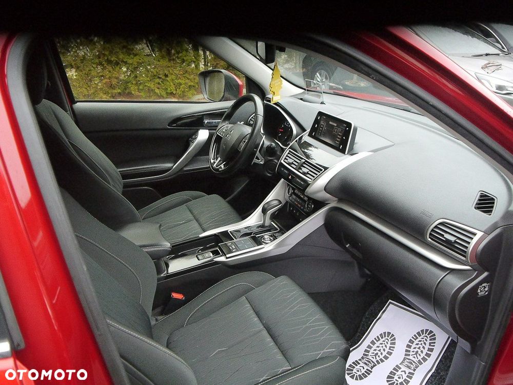 Mitsubishi Eclipse Cross 1.5 T Intense - 26