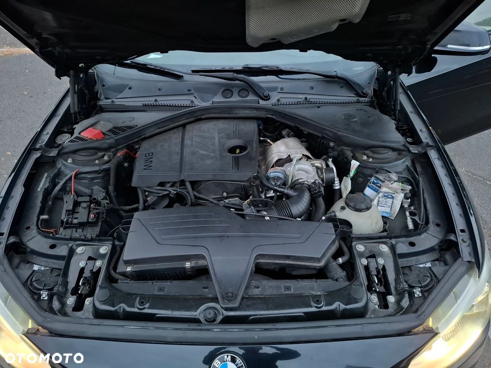 BMW Seria 1 118i Sport Line - 18