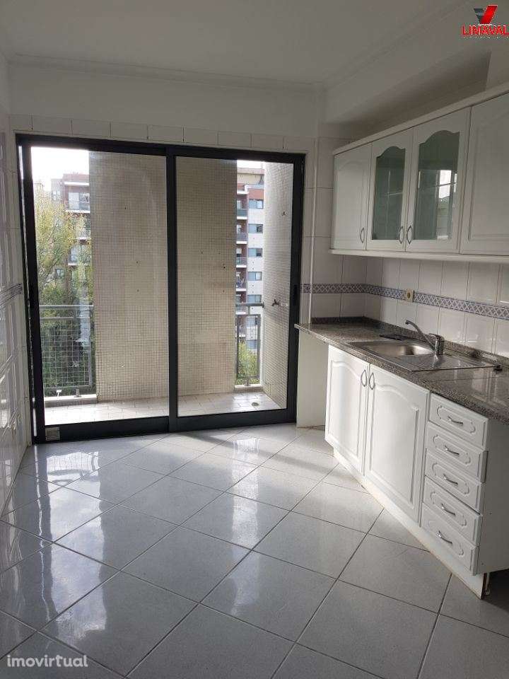 Apartamento, como novo, para arrendamento, Braga - Nogueira, Fraião... - Grande imagem: 3/22