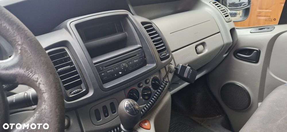 Renault Trafic II - 10