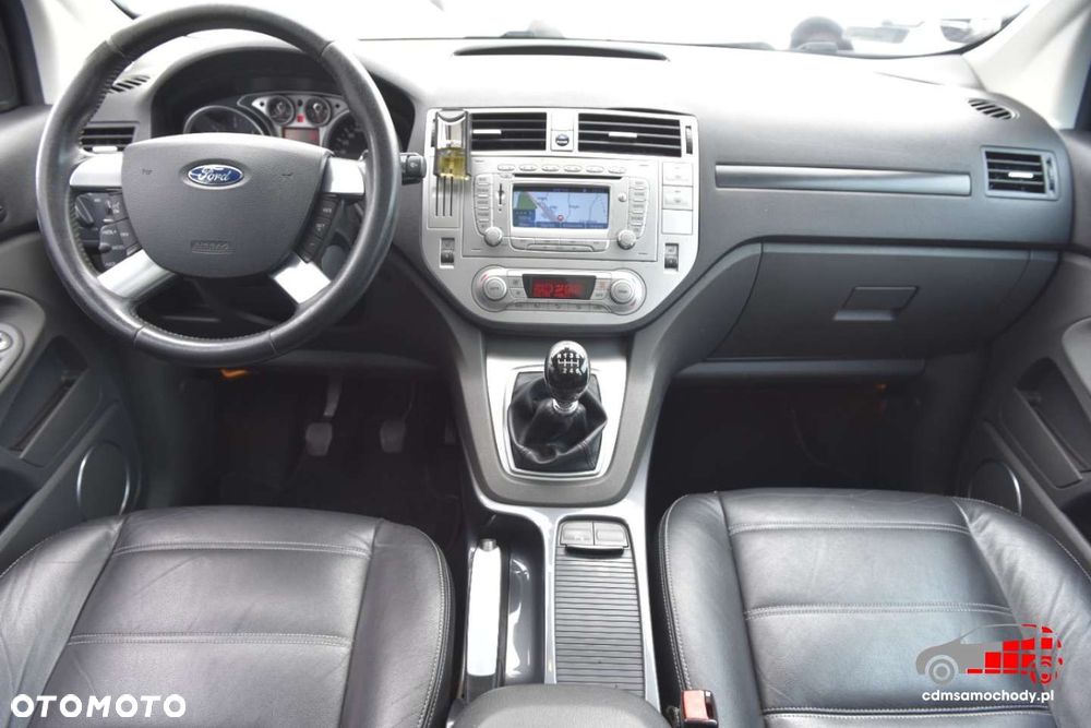 Ford Kuga - 22