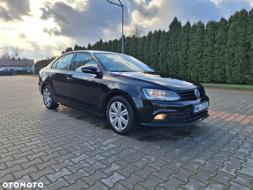 Volkswagen Jetta 2.0 TDI DPF BMT Trendline - 1