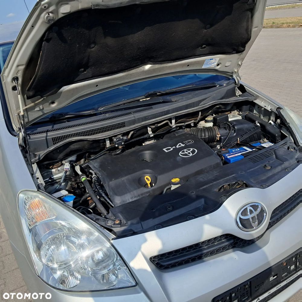 Toyota Corolla Verso - 17