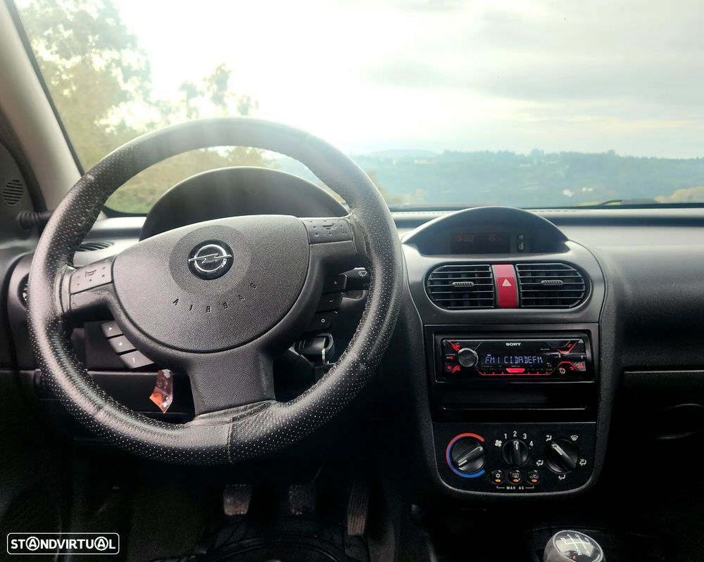 Opel Corsa 1.7 DTi 16V Elegance - 8