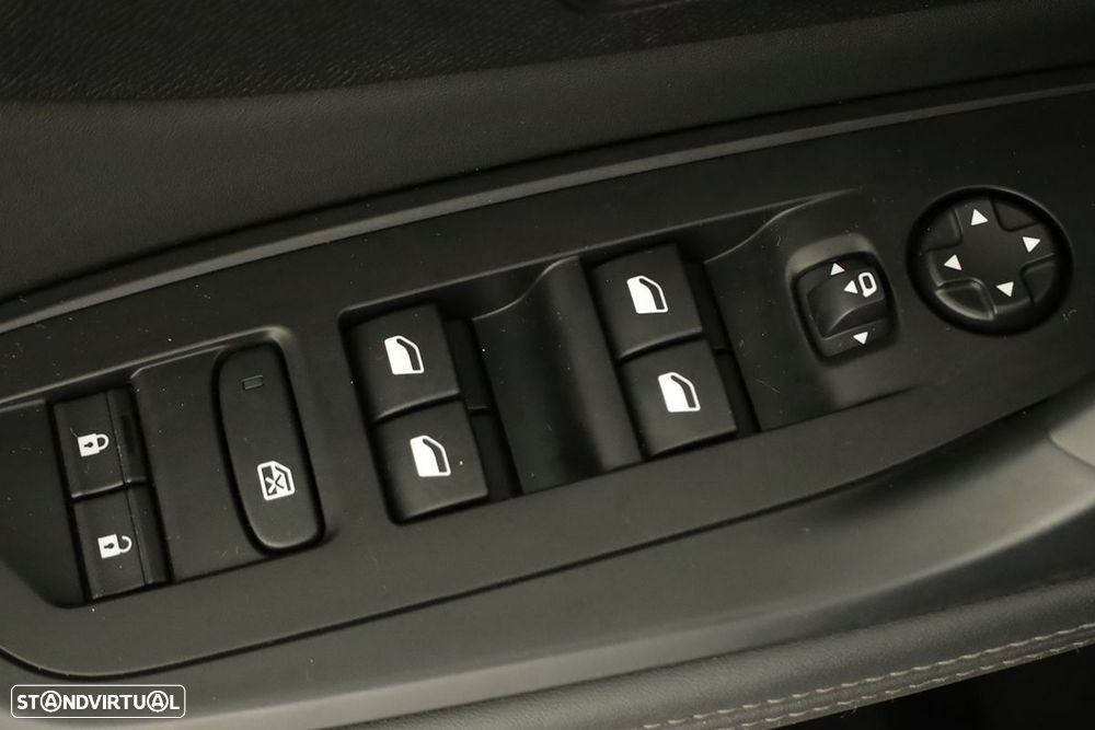 Peugeot 308 SW 1.2 PureTech Allure Pack EAT8 - 21