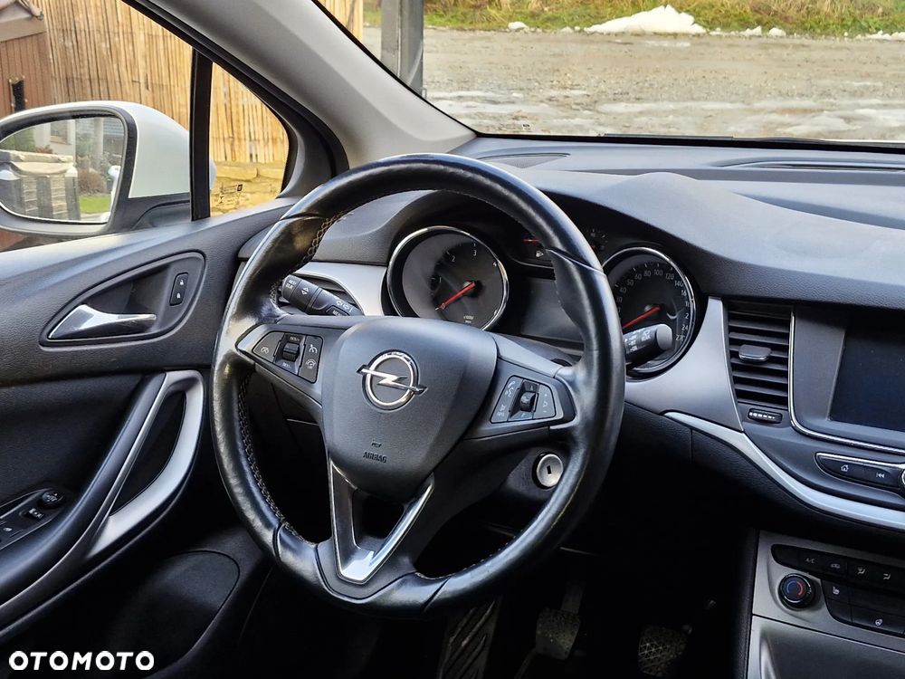 Opel Astra 1.6 CDTI Enjoy - 12